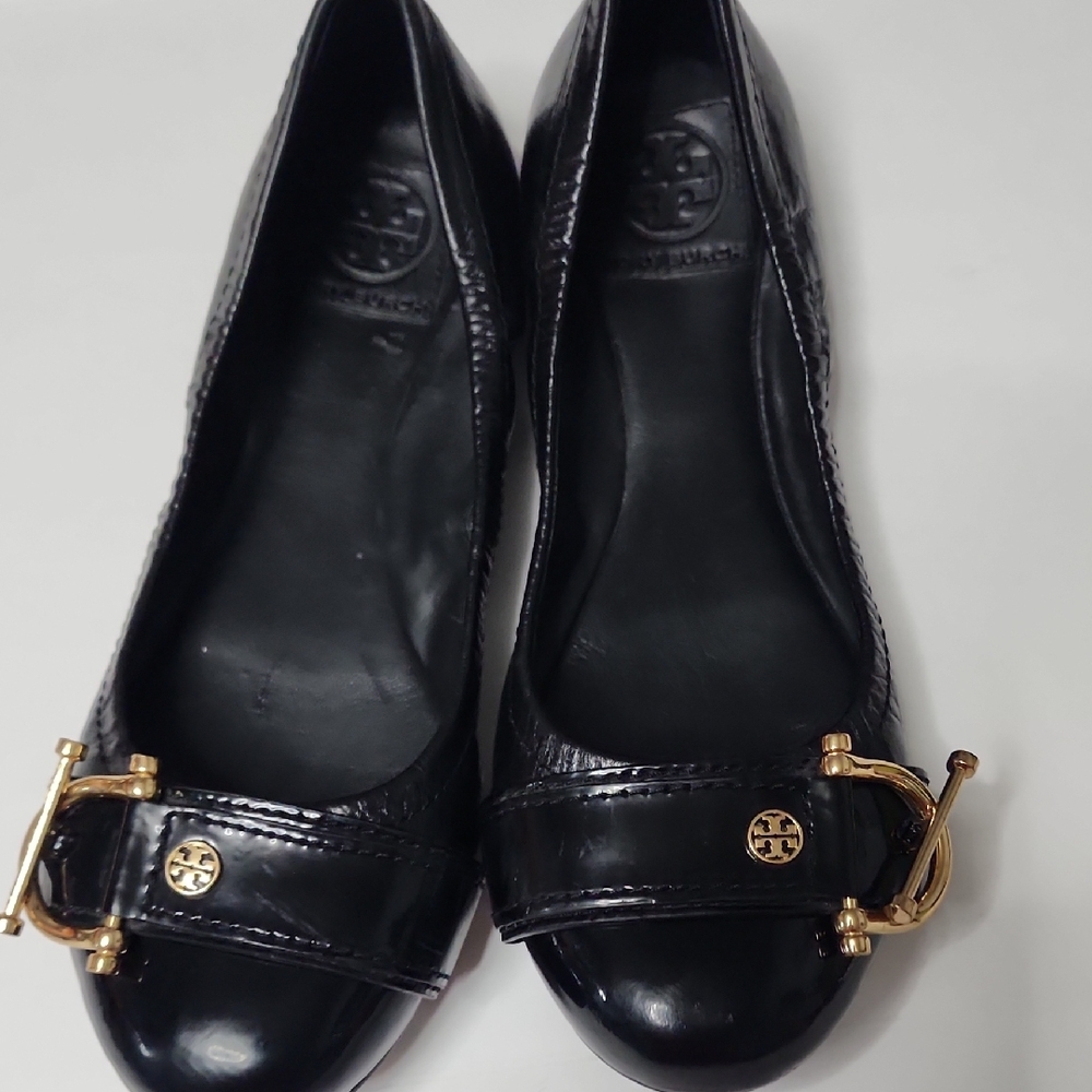 Tory Burch Black and Gold Loafers Flats